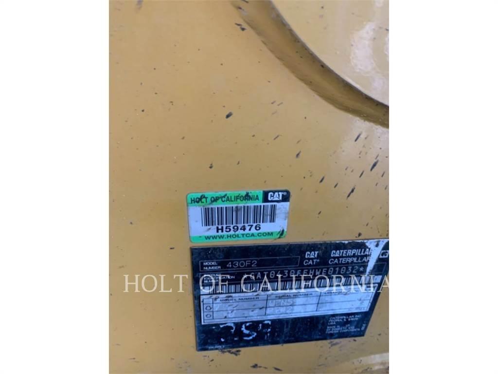 CAT 430 Экскаваторы-погрузчики