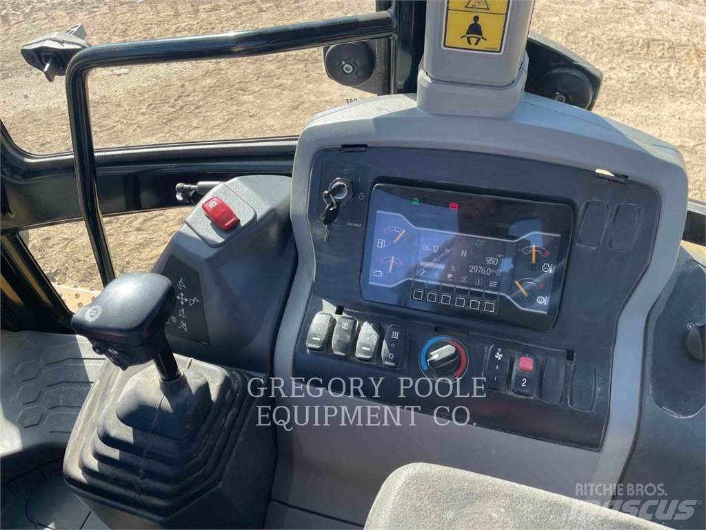 CAT 43007 Экскаваторы-погрузчики