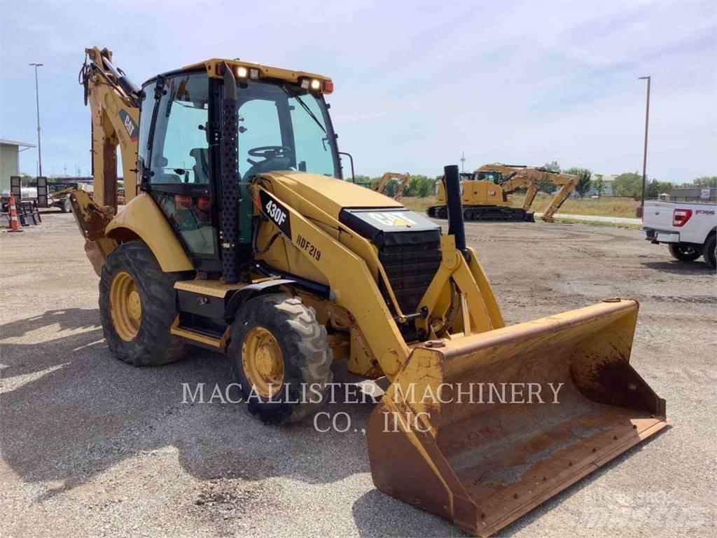 CAT 430FST Экскаваторы-погрузчики