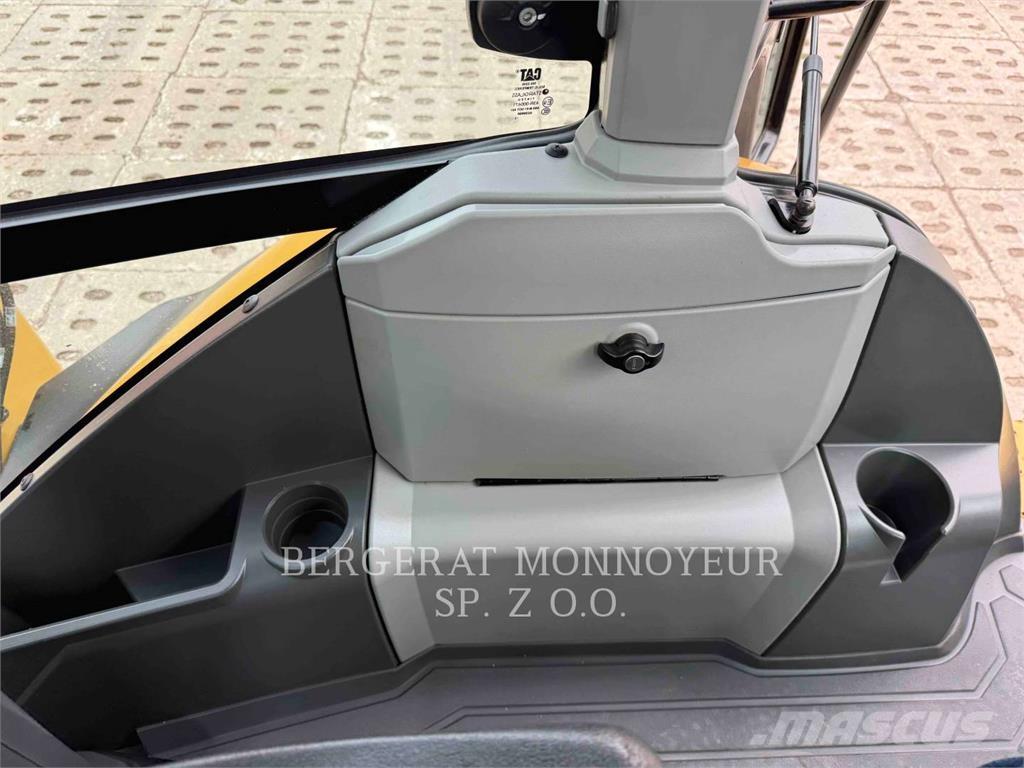 CAT 434 Экскаваторы-погрузчики