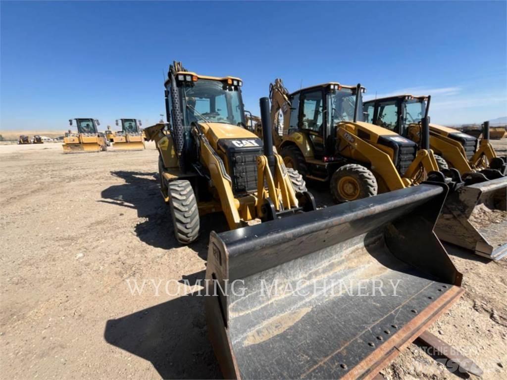 CAT 440 Экскаваторы-погрузчики