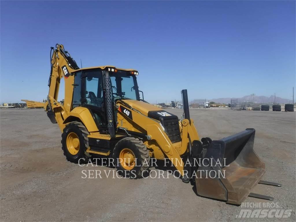 CAT 440-07 Экскаваторы-погрузчики