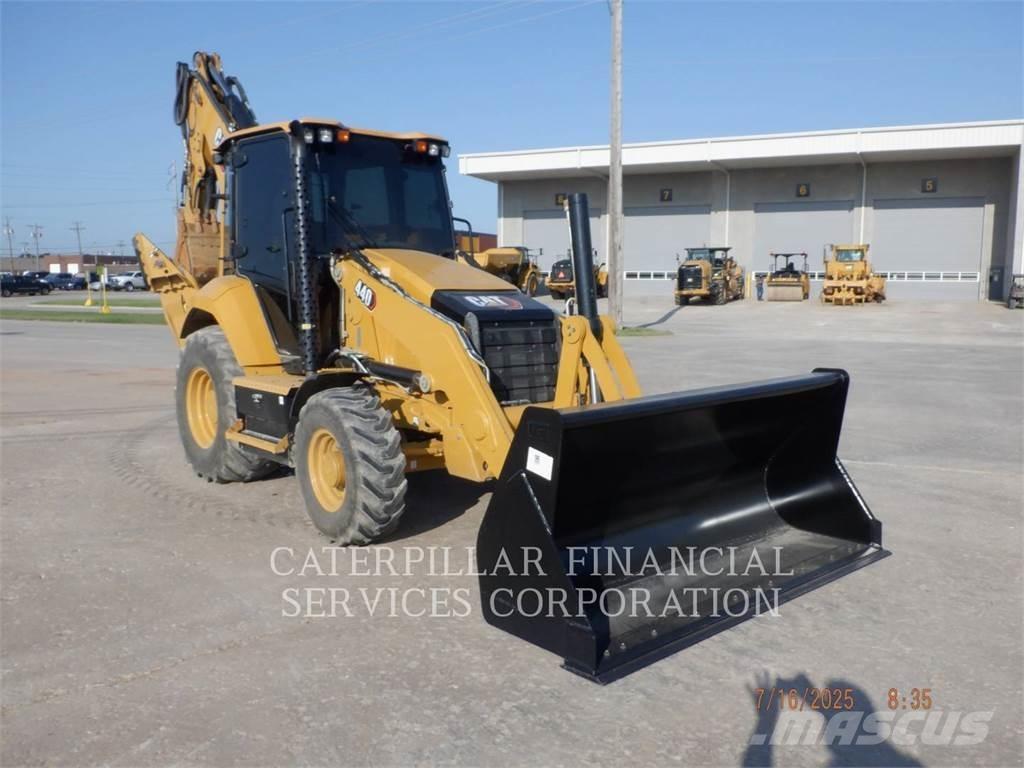CAT 440-07 Экскаваторы-погрузчики