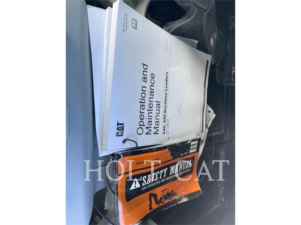 CAT 440 C4E Экскаваторы-погрузчики