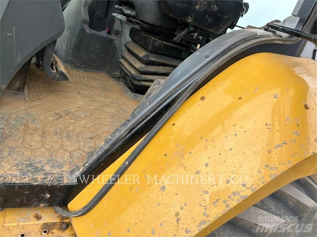 CAT 440 IT Экскаваторы-погрузчики