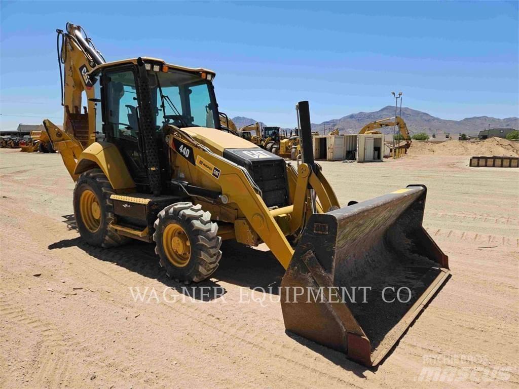 CAT 44007 Экскаваторы-погрузчики