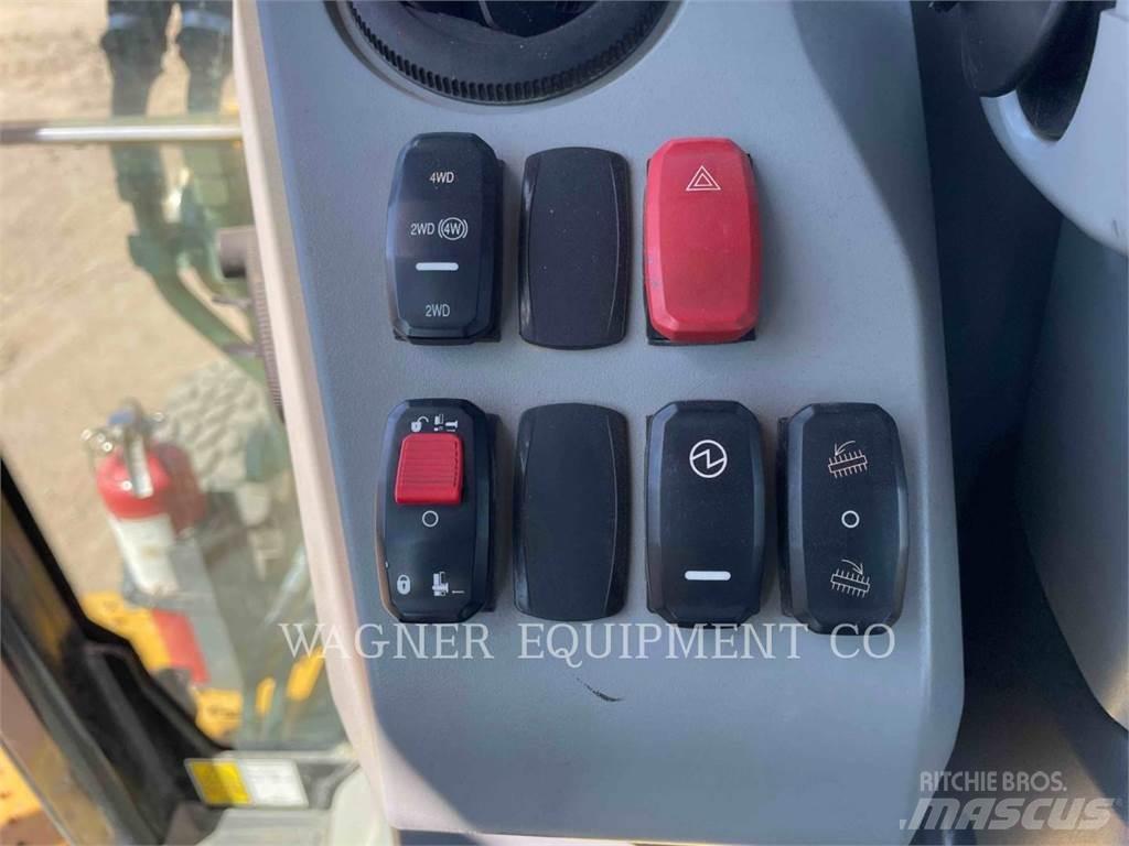 CAT 450 IT Экскаваторы-погрузчики