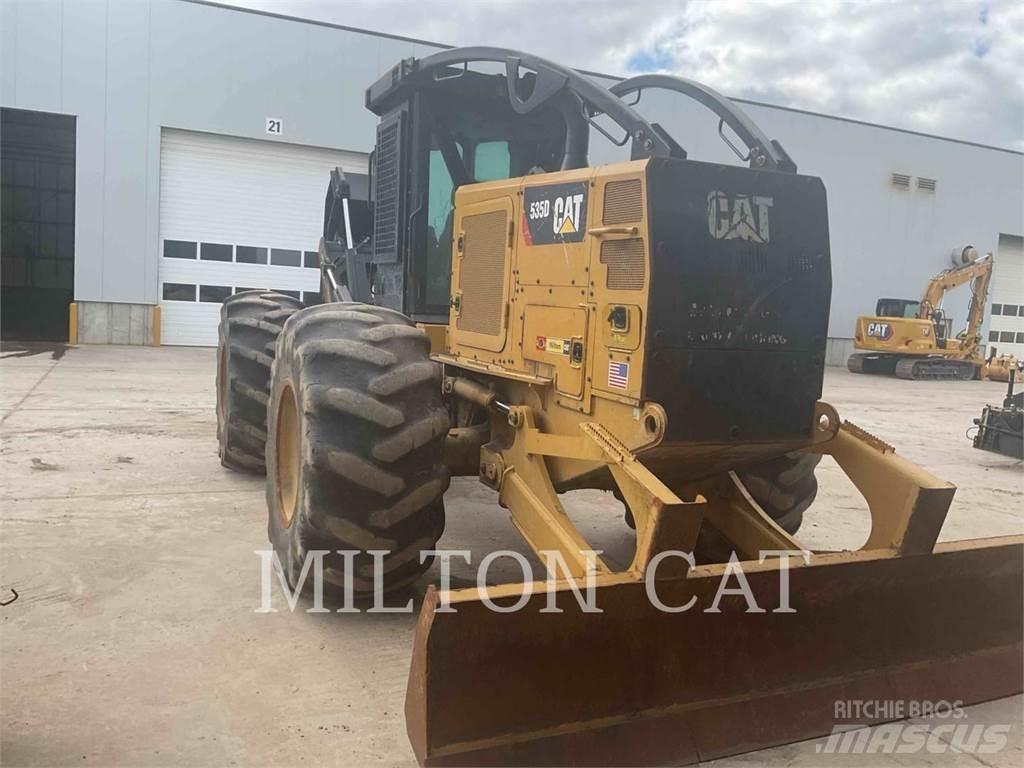 CAT 535D Трелевочные трактора