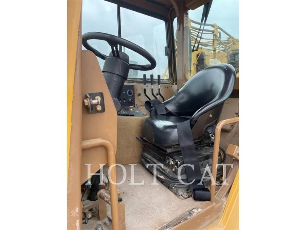 CAT 615CII Скреперы