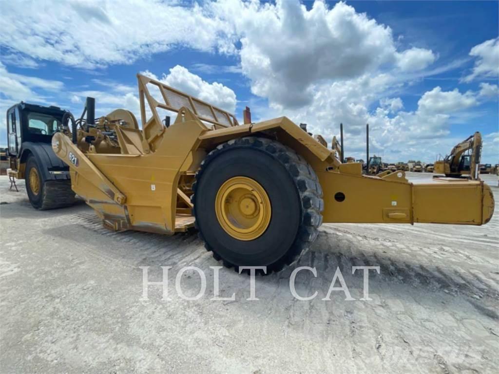 CAT 621 Скреперы