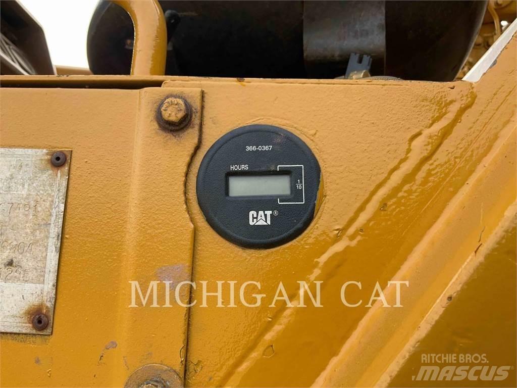 CAT 621E Скреперы