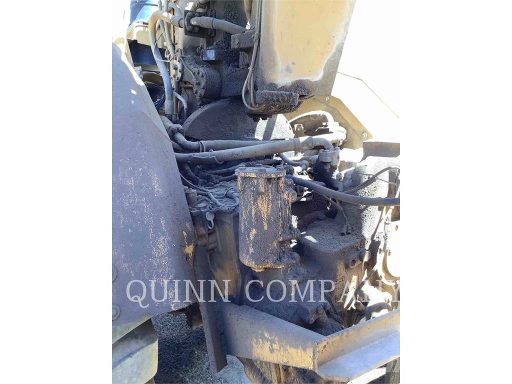 CAT 621F Скреперы