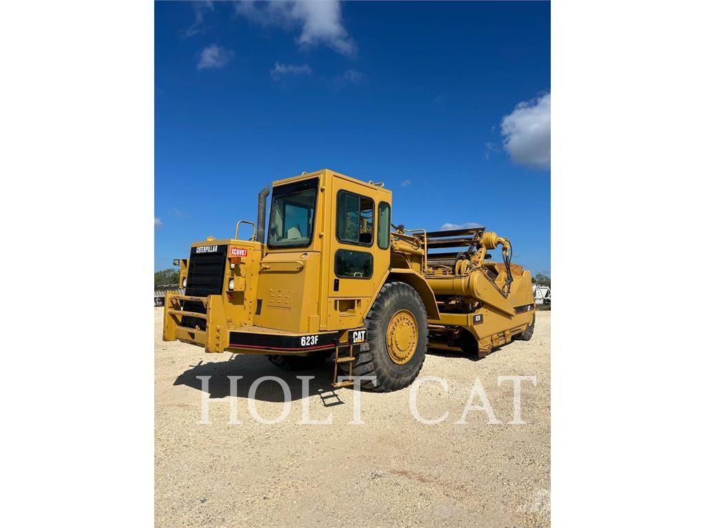 CAT 623F Скреперы