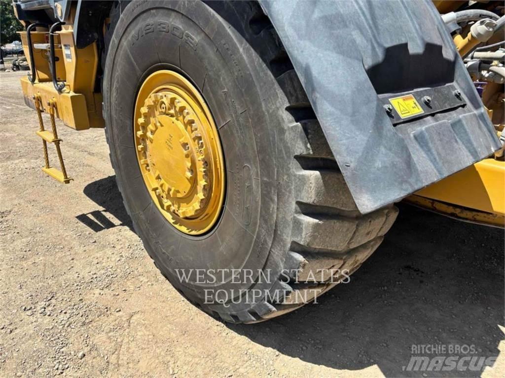 CAT 623K Скреперы