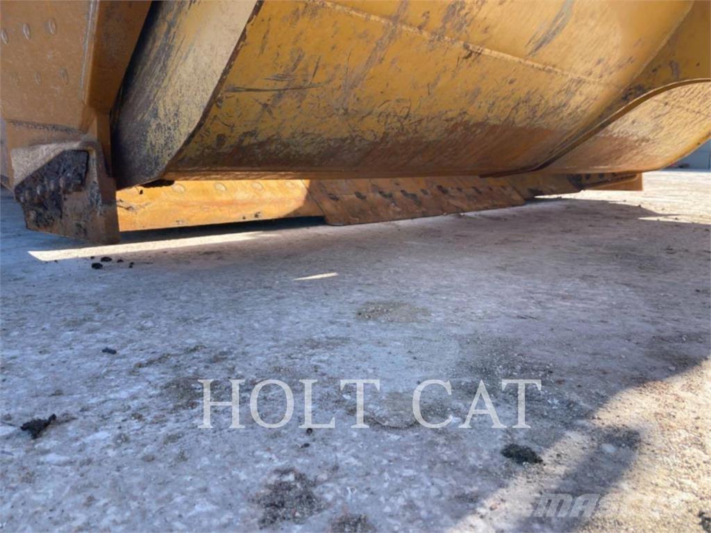 CAT 631 Скреперы