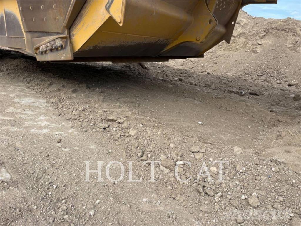 CAT 631 Скреперы