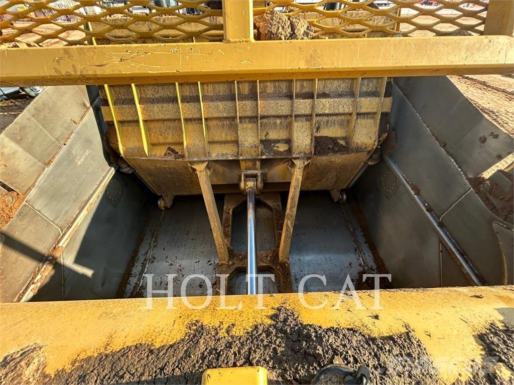 CAT 631K Скреперы