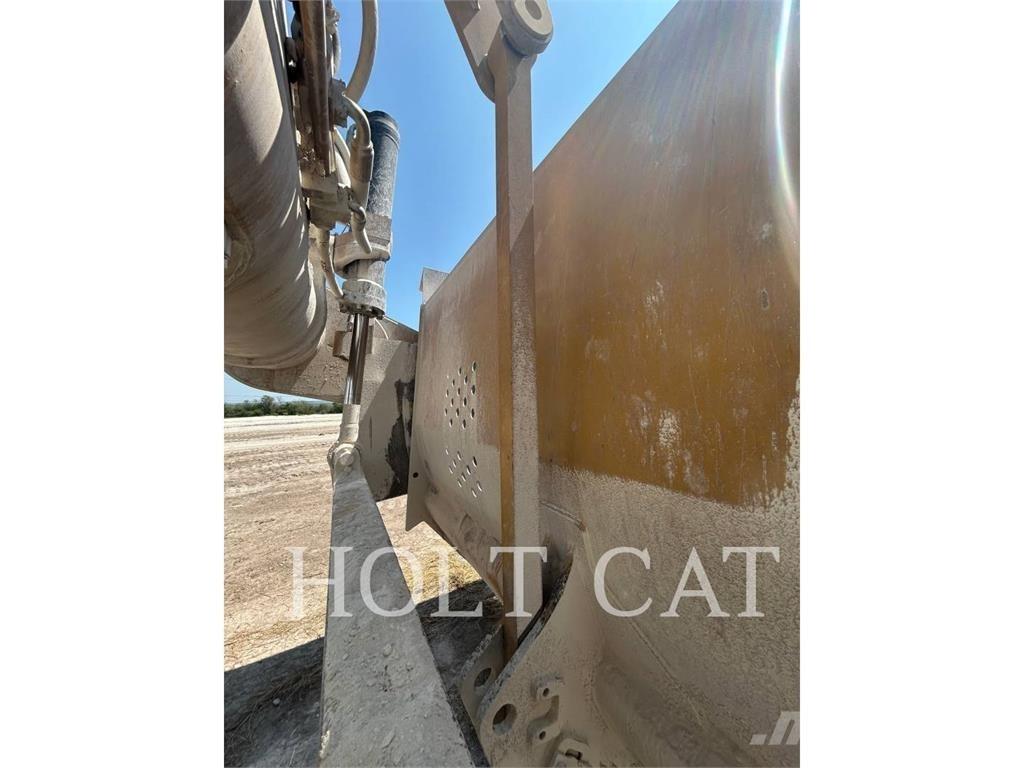 CAT 631K Скреперы