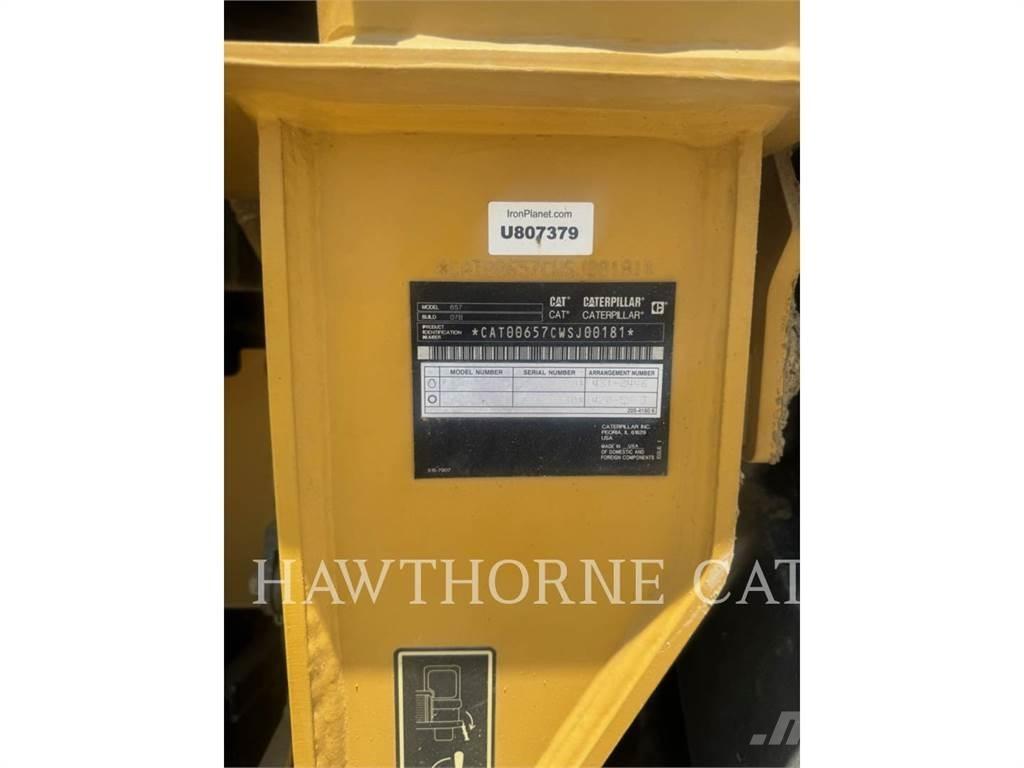 CAT 657 Скреперы