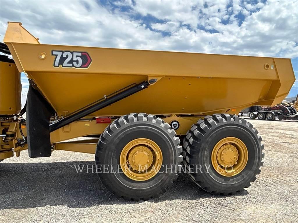 CAT 725 Шарнирно-сочленённые самосвалы