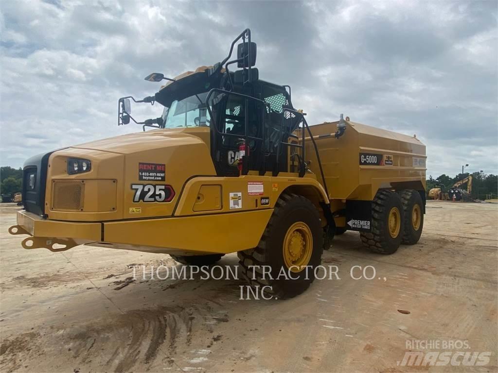 CAT 725 Шарнирно-сочленённые самосвалы