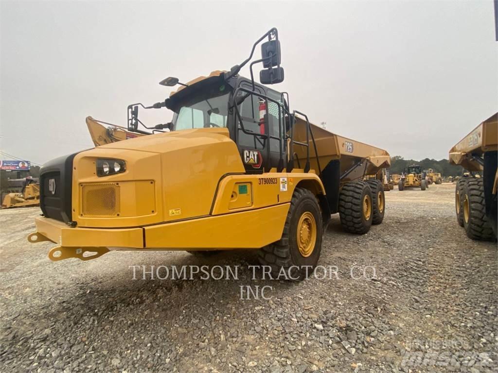 CAT 725 Шарнирно-сочленённые самосвалы