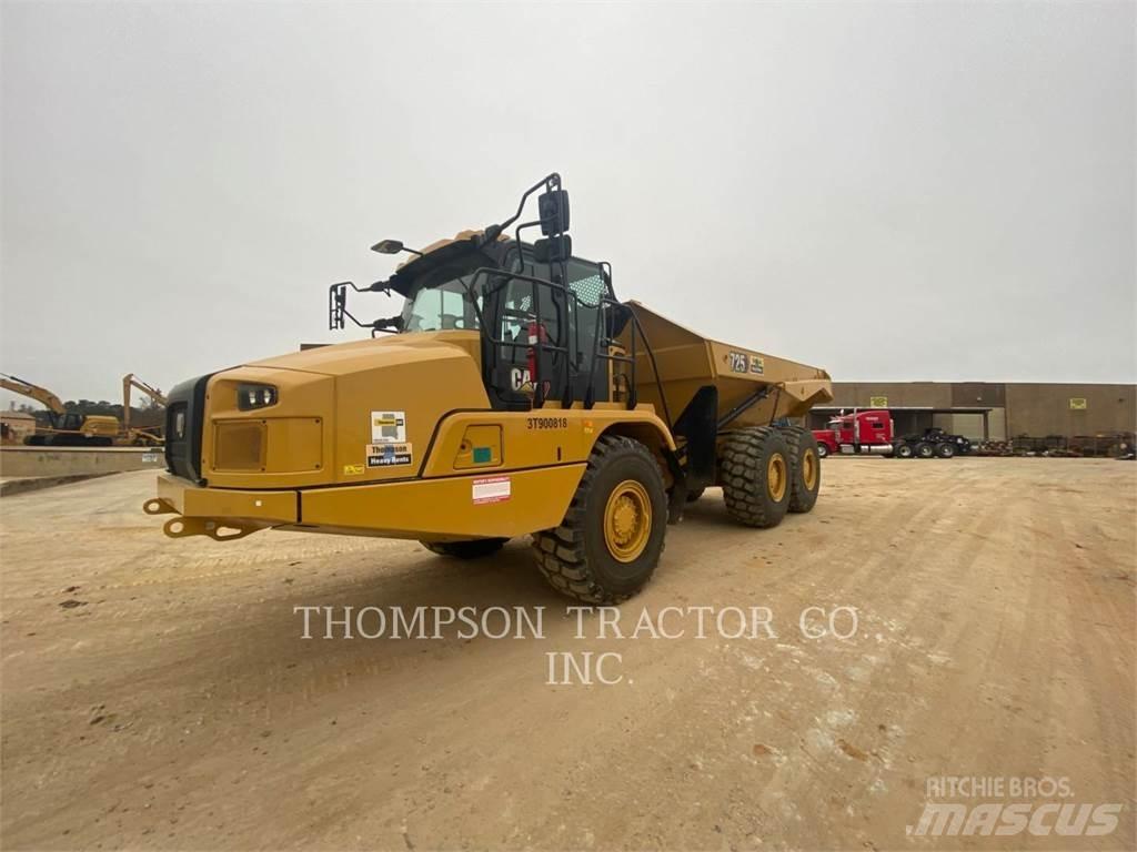 CAT 725 Шарнирно-сочленённые самосвалы