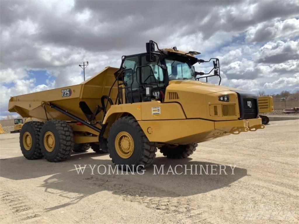 CAT 725 Шарнирно-сочленённые самосвалы