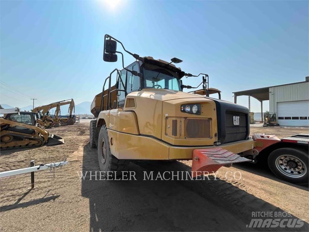 CAT 725 Шарнирно-сочленённые самосвалы