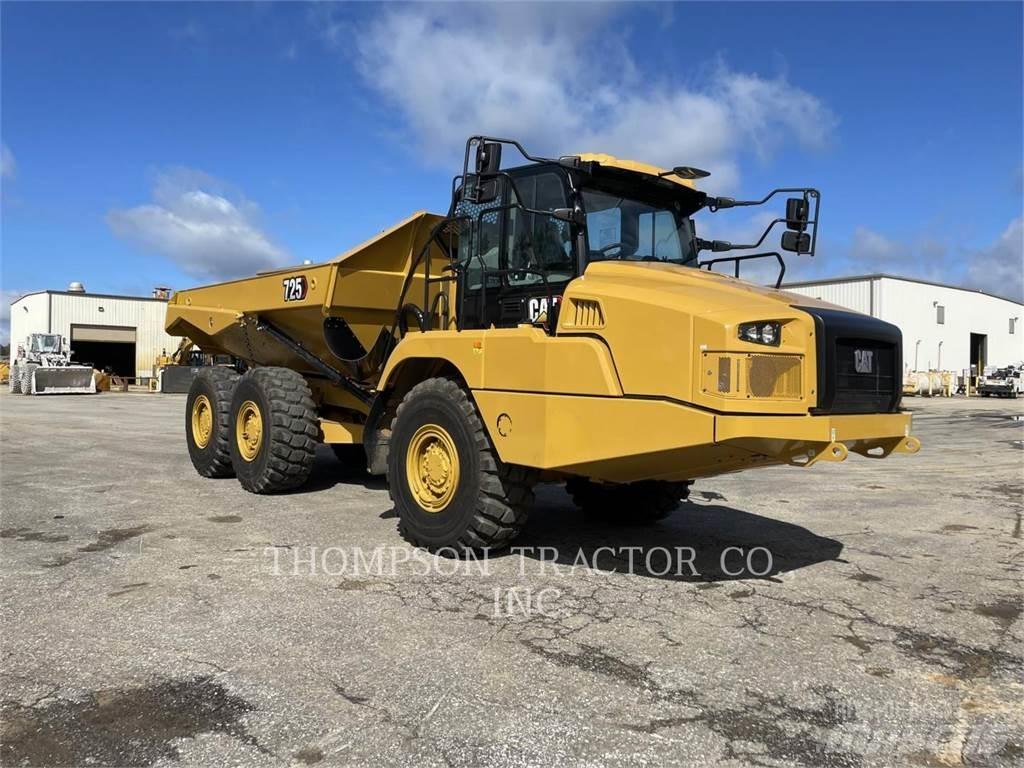 CAT 725 Шарнирно-сочленённые самосвалы