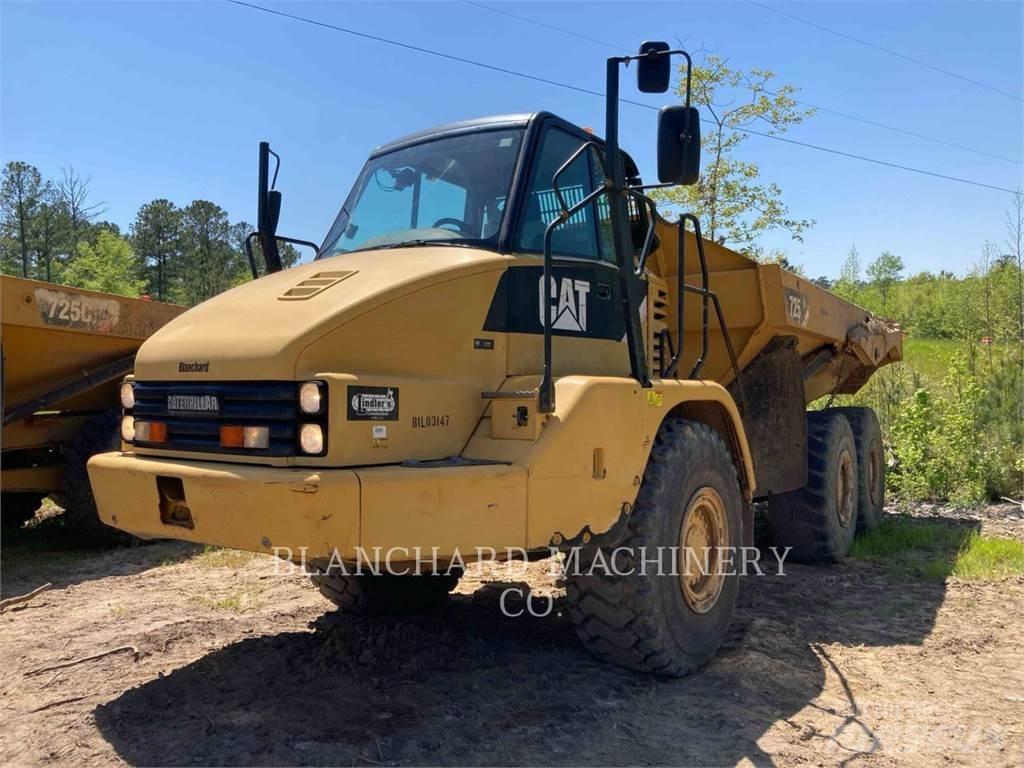 CAT 725 Шарнирно-сочленённые самосвалы