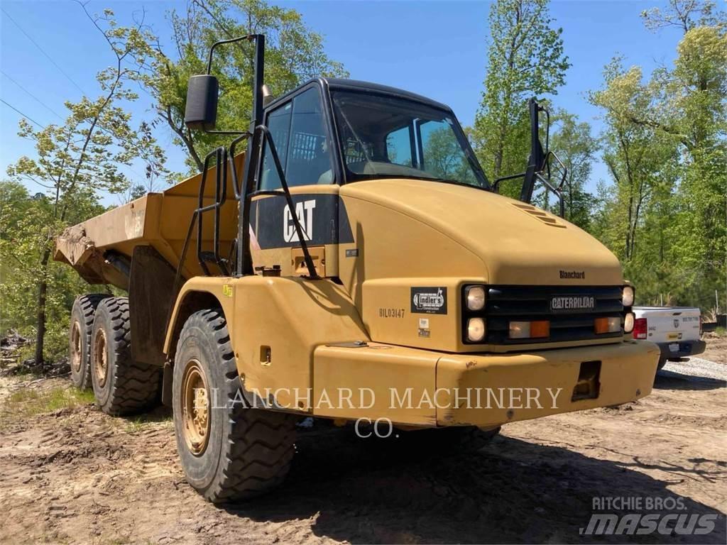 CAT 725 Шарнирно-сочленённые самосвалы