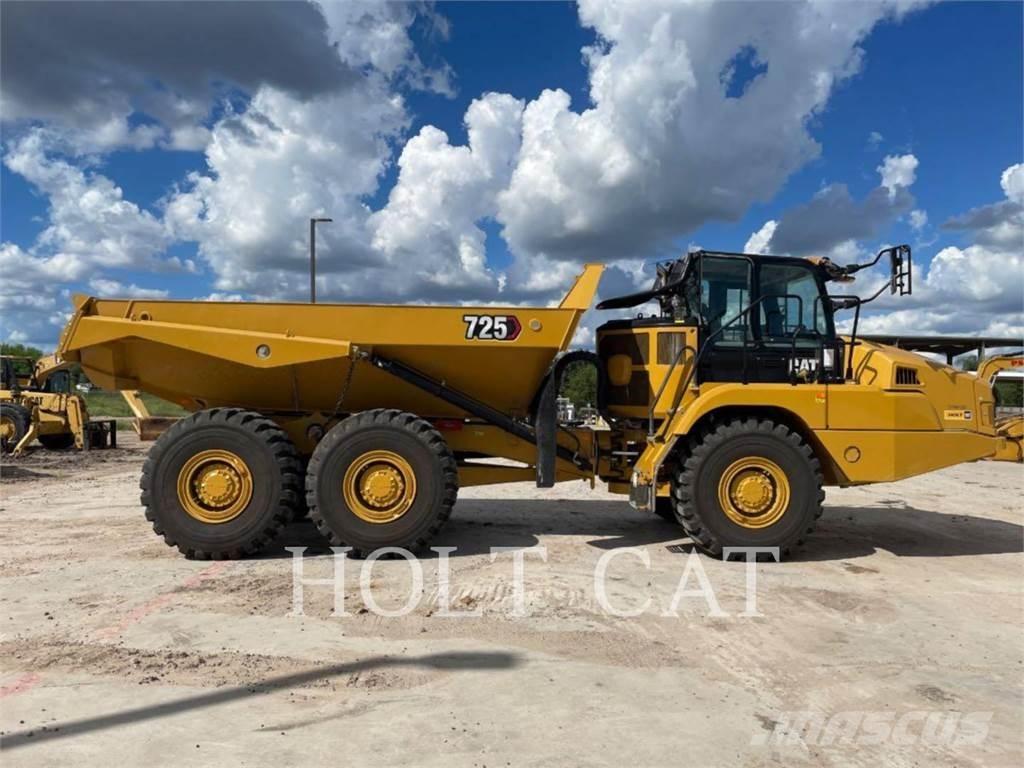 CAT 725 Шарнирно-сочленённые самосвалы