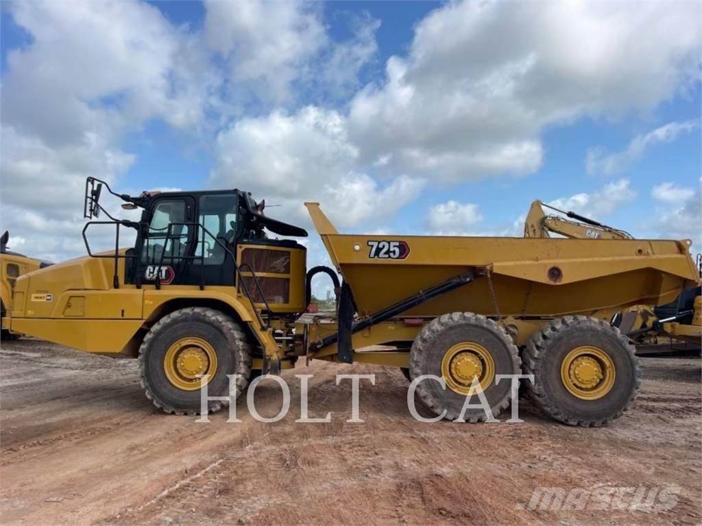 CAT 725 Шарнирно-сочленённые самосвалы
