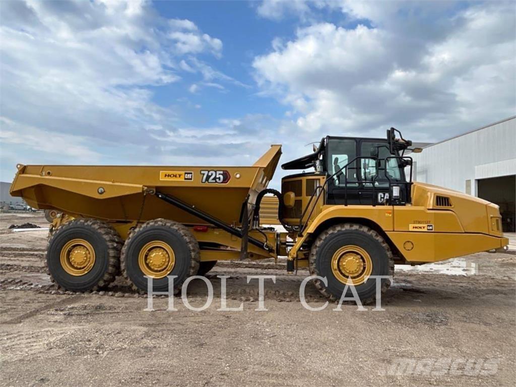 CAT 725 Шарнирно-сочленённые самосвалы
