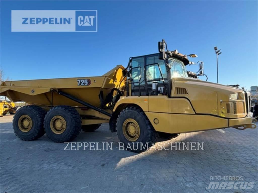 CAT 725-04A Шарнирно-сочленённые самосвалы