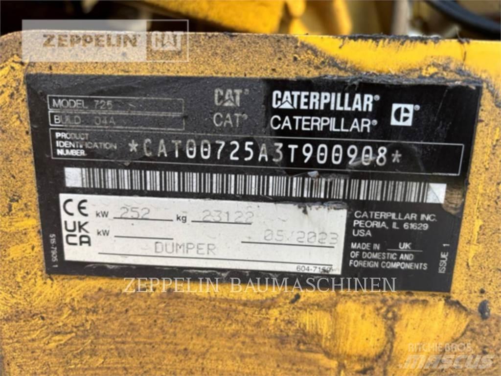 CAT 725-04A Шарнирно-сочленённые самосвалы