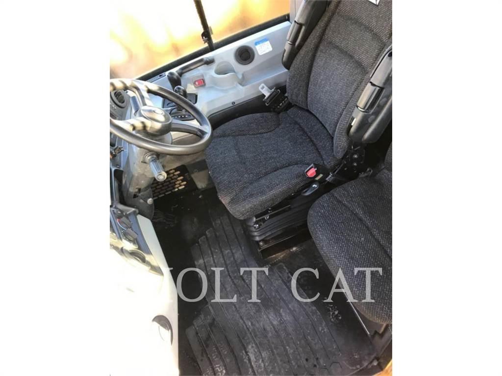 CAT 725C Шарнирно-сочленённые самосвалы