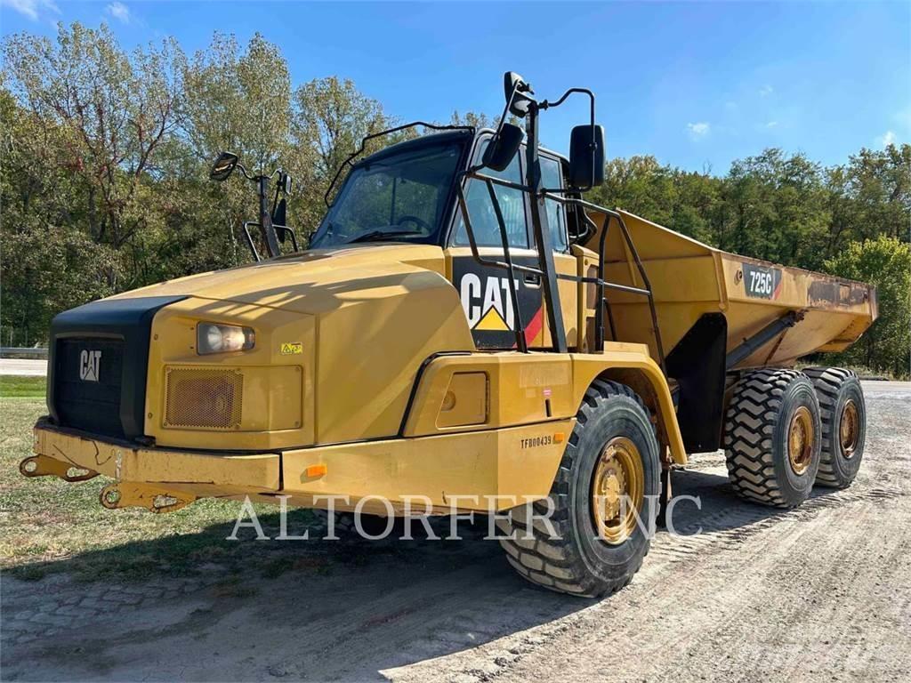 CAT 725C Шарнирно-сочленённые самосвалы
