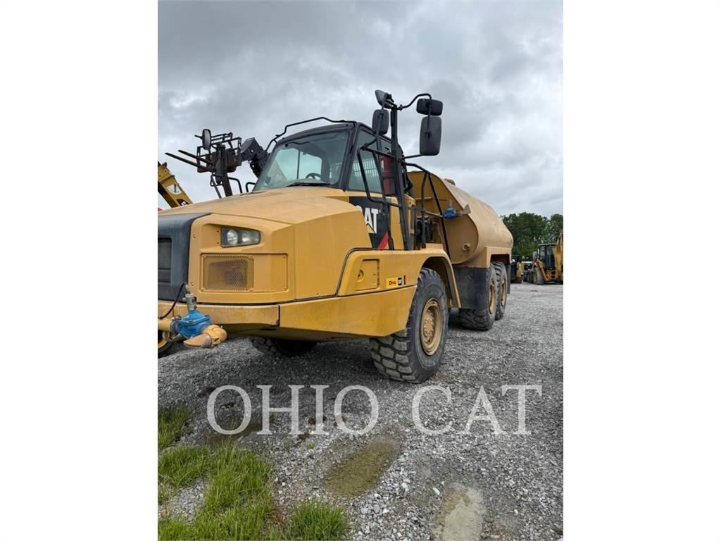 CAT 725C WT Шарнирно-сочленённые самосвалы