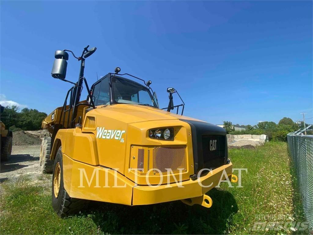 CAT 725C2 Шарнирно-сочленённые самосвалы