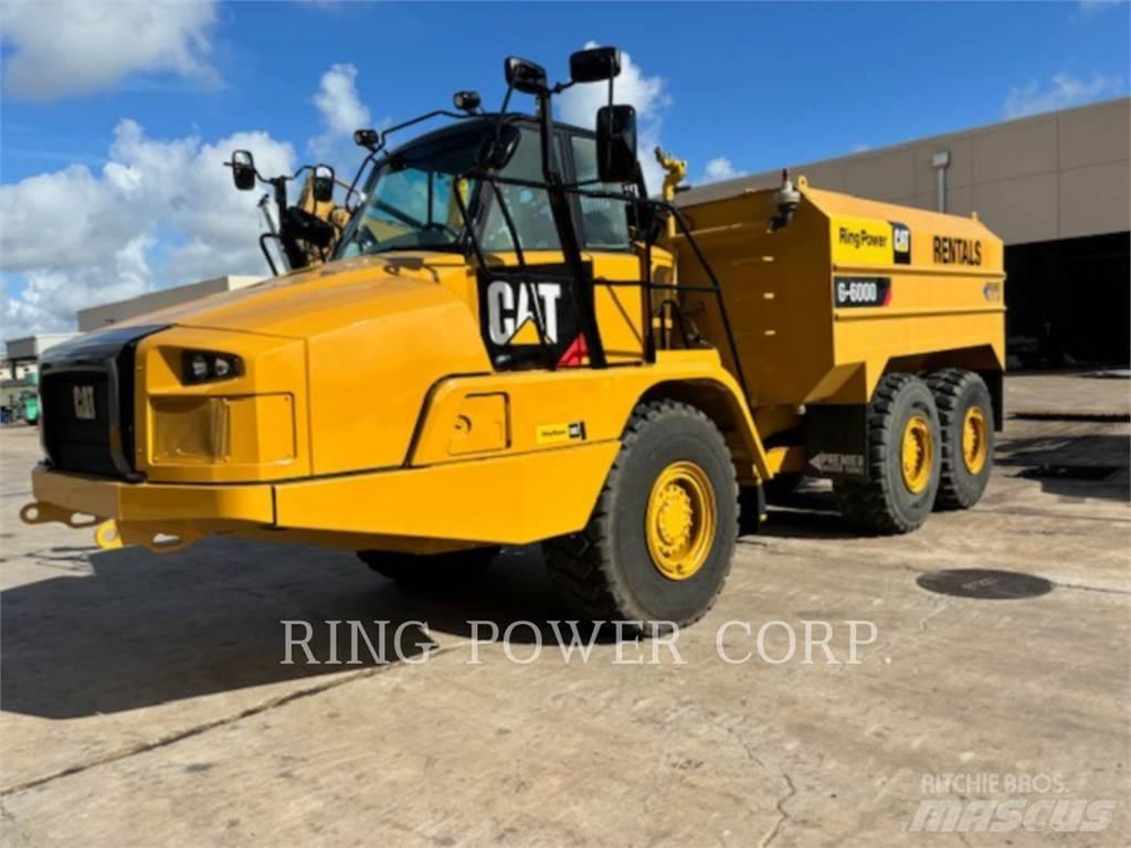 CAT 725CWW Грузовики-цистерны