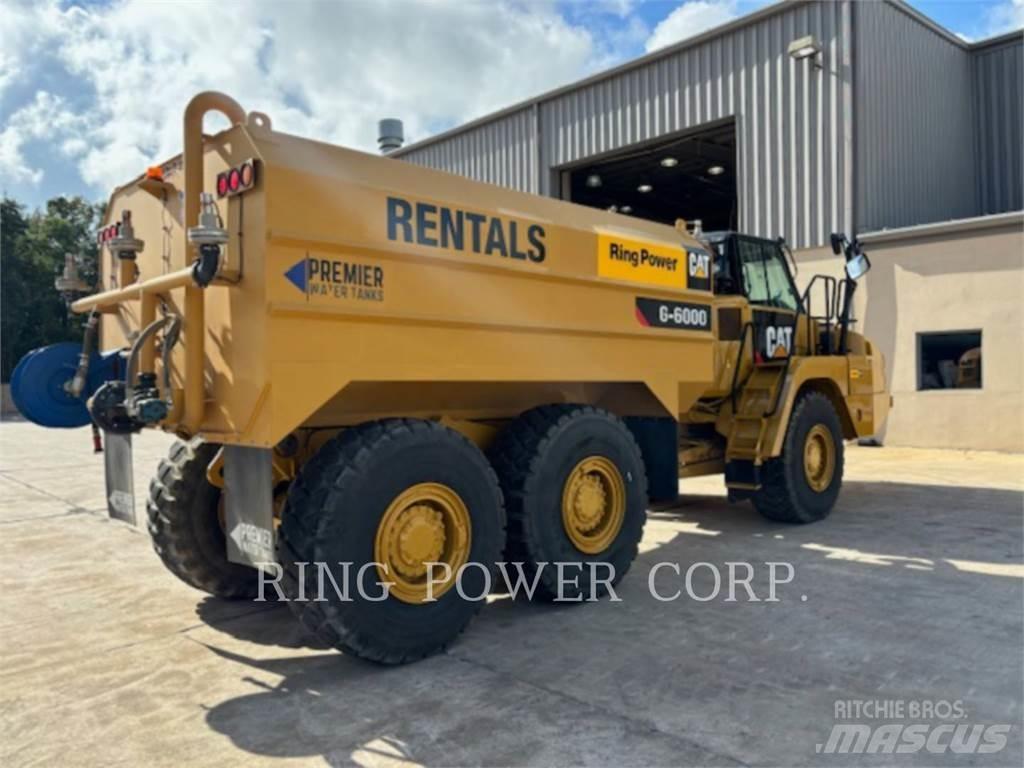 CAT 725CWW Грузовики-цистерны