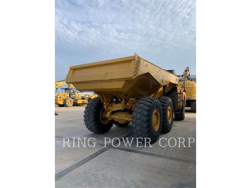 CAT 725TG Шарнирно-сочленённые самосвалы