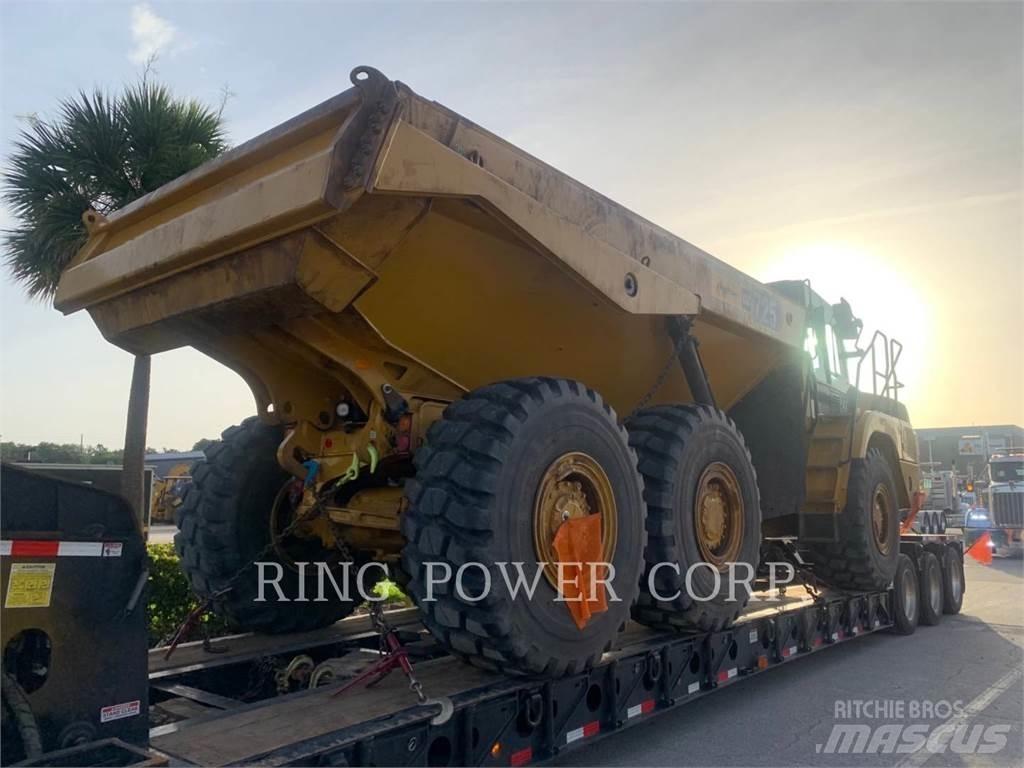 CAT 725TG Шарнирно-сочленённые самосвалы