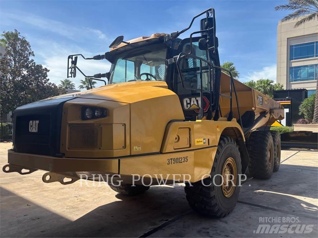 CAT 725TG Шарнирно-сочленённые самосвалы