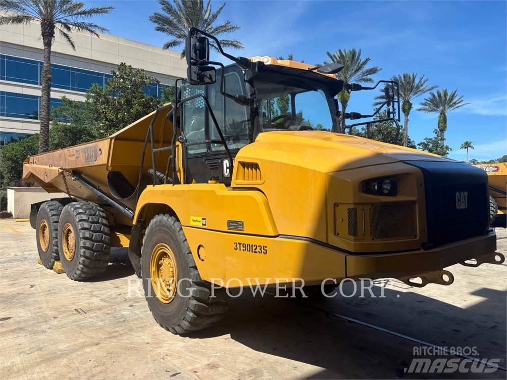 CAT 725TG Шарнирно-сочленённые самосвалы