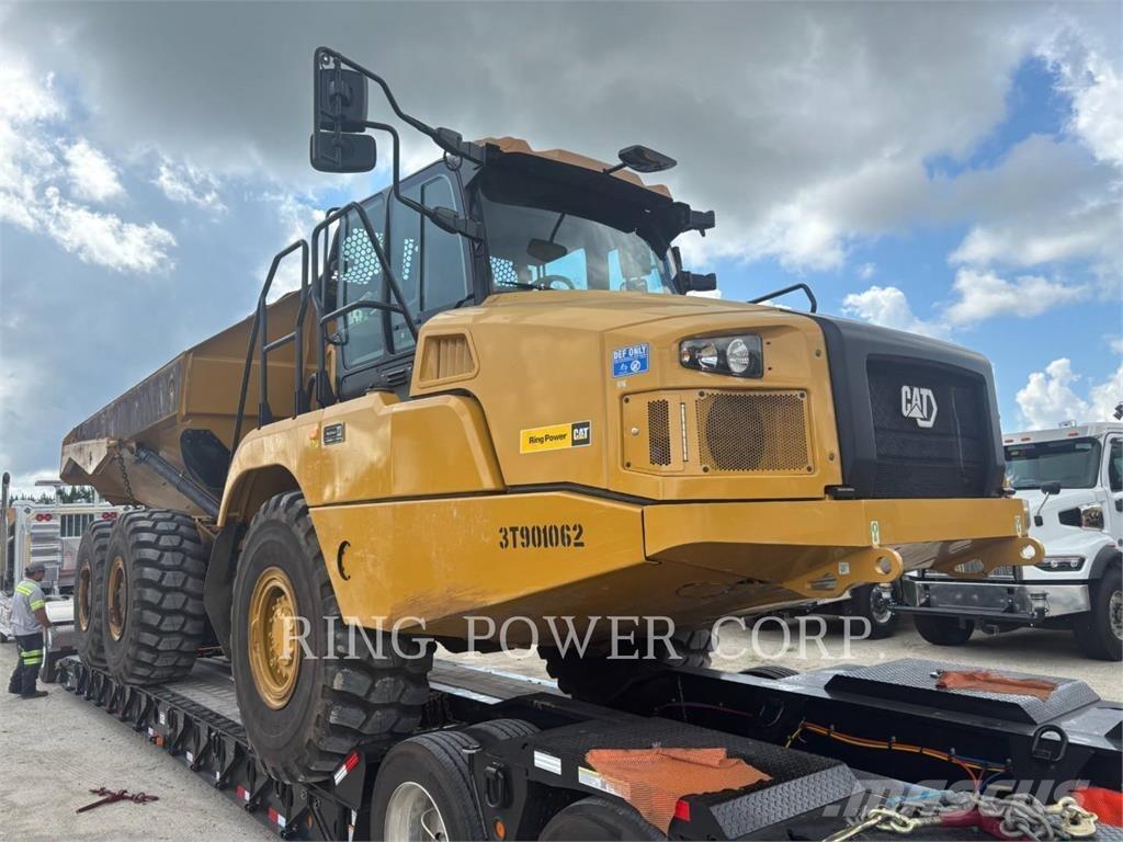 CAT 725TG Шарнирно-сочленённые самосвалы