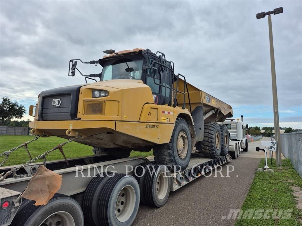 CAT 725TG Шарнирно-сочленённые самосвалы