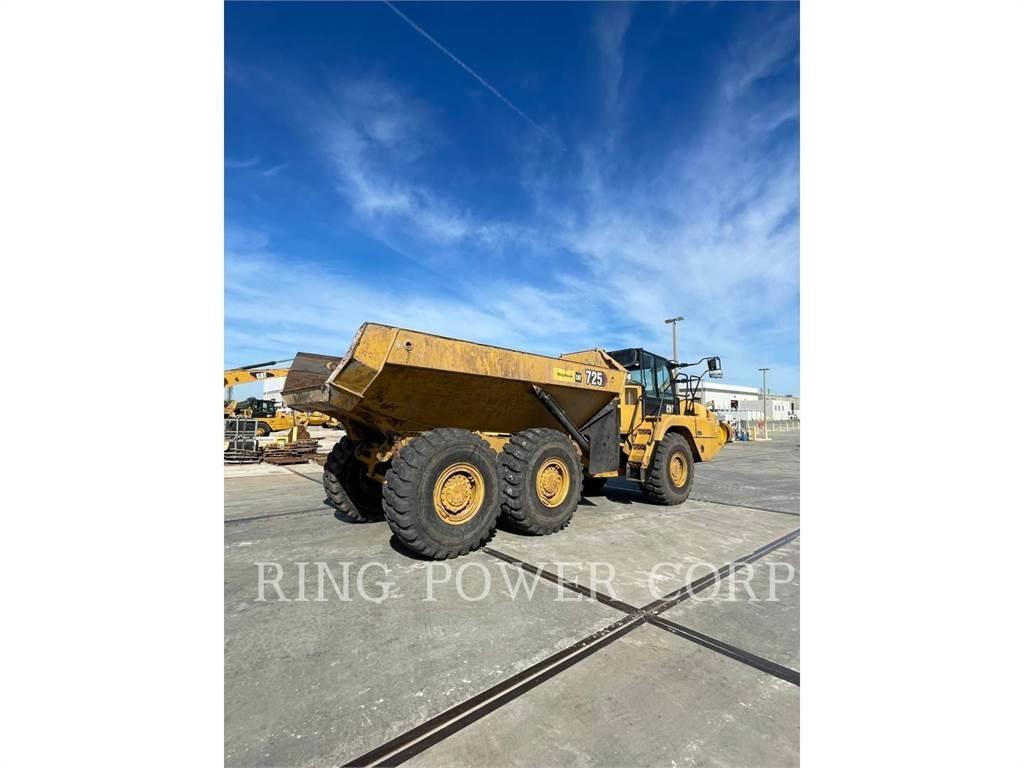 CAT 725WW Грузовики-цистерны